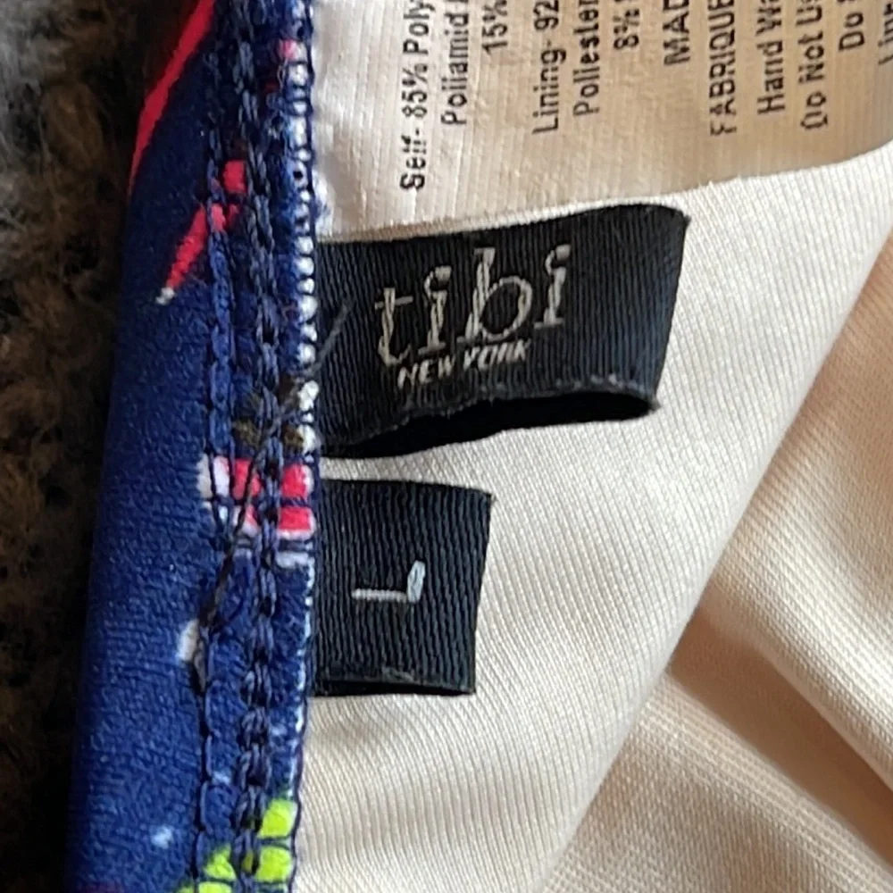 Tibi - Picture 6 of 12